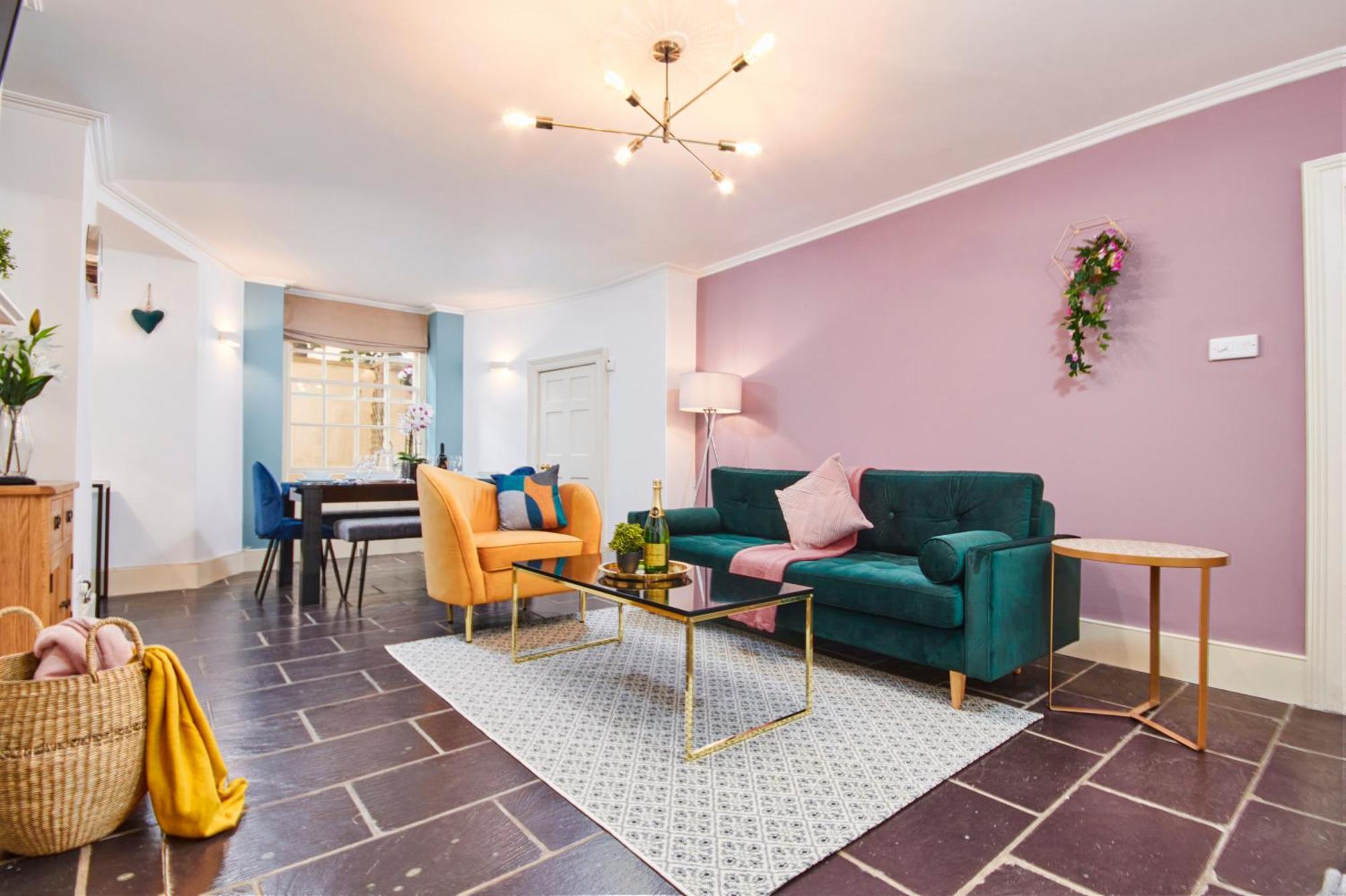 Beautiful 2Bedroom 4 Actual Beds House With Wifi By Purestay Bath Exterior photo